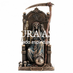 Santa Muerte sentada